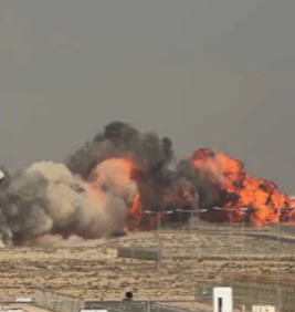 ദുബായ് എയർ ഷോയ്ക്കിടെ ഇന്ത്യയുടെ തേജസ് യുദ്ധവിമാനം തകർന്നു