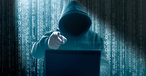 അബുദാബിയിൽ നിന്ന് നാട്ടിലെത്തിയത് ഈ മാസം; വെർച്വല്‍ അറസ്റ്റിലാണെന്നു ഭീഷണി, വയോധിക ദമ്പതികൾക്ക് നഷ്ടമായത് 1.40 കോടി