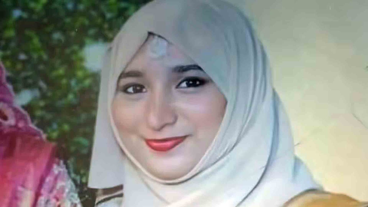 കിടപ്പുമുറിയുടെ ജനല്ക്കമ്പിയില് യുവതി തൂങ്ങിമരിച്ച നിലയില്