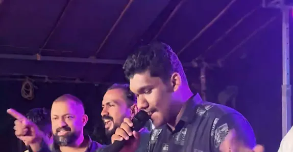 ‘പോറ്റിയേ കേറ്റിയേ’ ; പാരഡി ഗാനം കേസായേക്കും, പരാതി എഡിജിപിക്ക് കൈമാറി