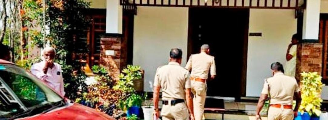 പുൽപ്പള്ളിയിൽ വൻ മോഷണം: സംഭവം നടന്നത് വീട്ടുകാർ ഉത്സവത്തിന് പോയപ്പോൾ