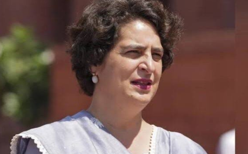 മെഡിക്കൽ കോളേജിൽ യുവതിയുടെ വയറ്റിൽ തുണി കഷ്ണം കുടുങ്ങിയ സംഭവം: അന്വേഷണം വേണം, യുവതിക്ക് നീതി ഉറപ്പാക്കണം- പ്രിയങ്ക ഗാന്ധി എം.പി