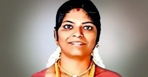 മോഷണത്തിനിടെ യുവതിയെ കത്തിച്ചു കൊന്നു; രക്ഷപ്പെടാൻ ശ്രമിക്കുന്നതിനിടെ വീണു കാലൊടിഞ്ഞ പ്രതി പിടിയിൽ