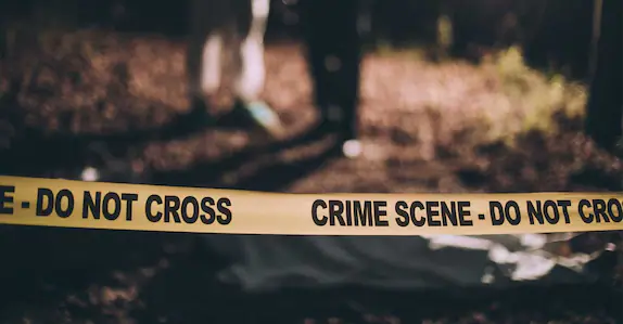 ഷെൽഫിൽ തലയോട്ടികൾ, മൃതദേഹങ്ങൾ കെട്ടിത്തൂക്കിയ നിലയിൽ, ചാക്കിനുള്ളിൽ കുഞ്ഞുങ്ങളുടെ ഉടലുകൾ; സെമിത്തേരിയിൽ മോഷണം