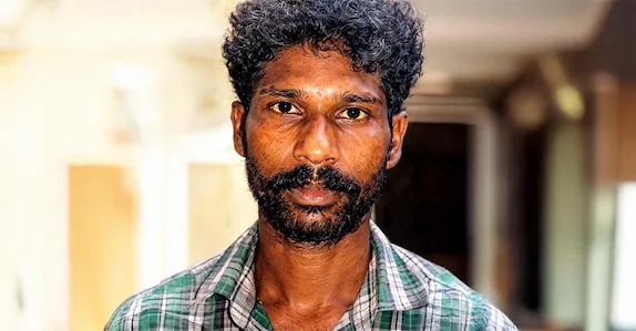 കൊലക്കേസ് പ്രതി കുളിക്കടവിൽ സ്ത്രീയെ ആക്രമിച്ചു; ആറ്റിലൂടെ നീന്തിയെത്തി മർദിച്ചു, മുക്കി കൊല്ലാൻ ശ്രമം