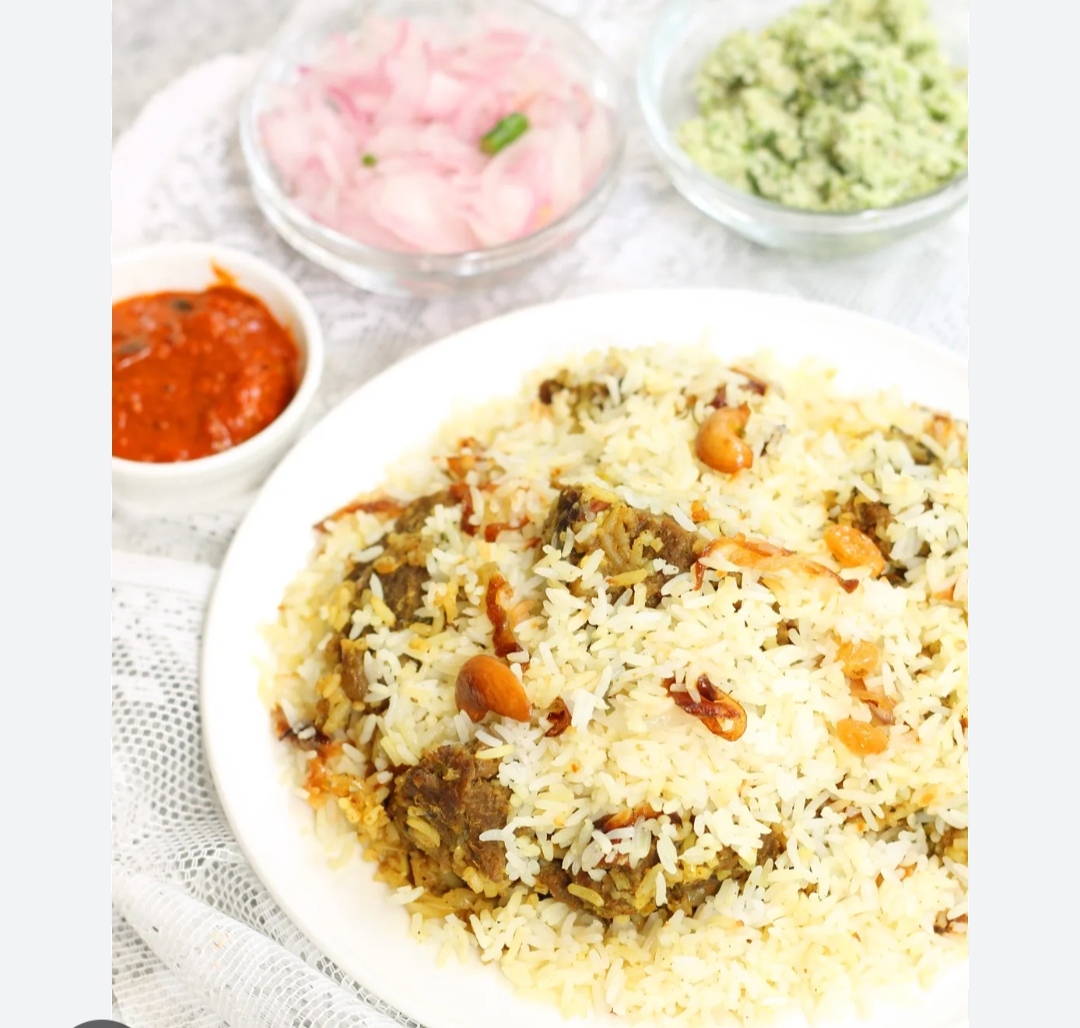 മുട്ടൻ ഏറ്റുമുട്ടലിന് മുൻപ് മട്ടൻ ബിരിയാണി; അർജന്റീന അൾജീരിയയെ നേരിടുമ്പോൾ ബിരിയാണിച്ചെമ്പ് പൊട്ടും