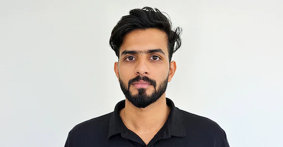അക്ബർ അലി നടത്തിയിരുന്നത് ഹൈടെക്ക് പെൺവാണിഭ കേന്ദ്രം; ഇതരസംസ്ഥാനത്ത് നിന്നും യുവതികൾ, പണം നൽകാൻ ക്യുആർ‌ കോഡ്