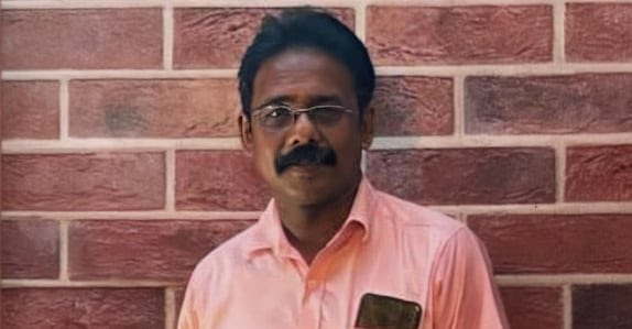 സ്കൂൾ വാഹനത്തിന്റെ ഡ്രൈവർക്കു ദേഹാസ്വാസ്ഥ്യം: വാഹനമൊതുക്കി കുട്ടികളെ സുരക്ഷിതരാക്കി; ആശുപത്രിയിൽ വിയോഗം