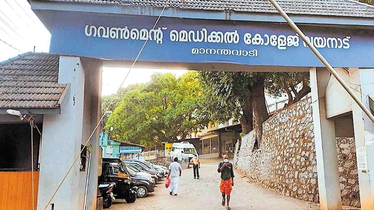 രോഗിയായ ആദിവാസിയെ പുഴുവരിച്ച മുറിവുകളോടെ ആശുപത്രിയില്‍ പ്രവേശിപ്പിച്ചു; ചികിത്സാ അനാസ്ഥയെന്ന് പരാതി