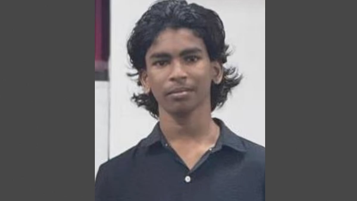 മാങ്ങ പറിക്കുന്നതിനിടെ ടെറസില് നിന്ന് കാല് വഴുതിവീണു; കമ്പി തുളച്ച് കയറി 16കാരന് മരിച്ചു