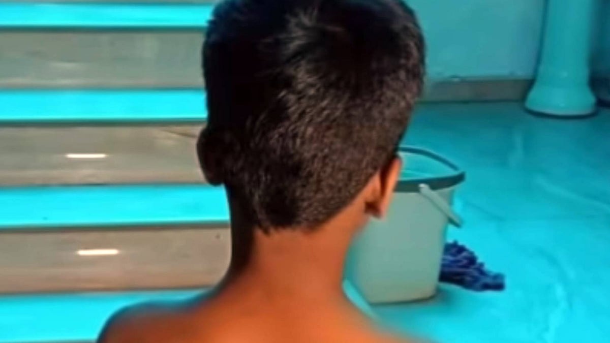 രണ്ടാം ക്ലാസുകാരനെ മര്ദിച്ച സംഭവത്തില് റിപ്പോര്ട്ട് നല്കി എഇഒ; അധ്യാപകനെതിരെ നടപടിക്ക് സാധ്യത
