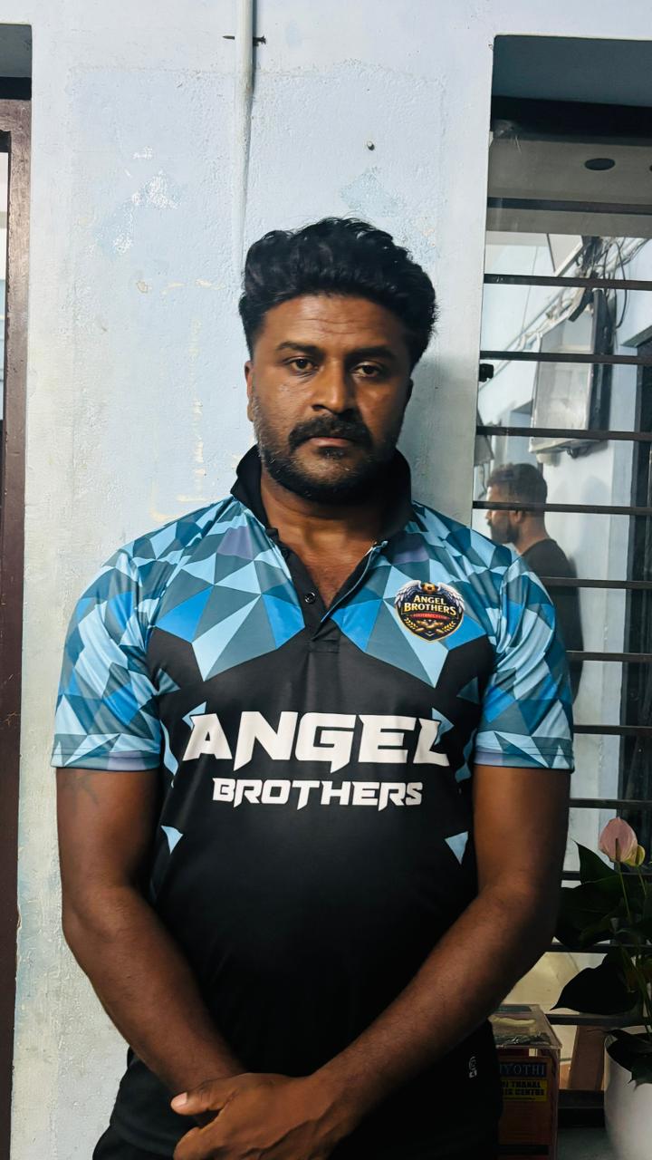 ലോട്ടറി കടയുടെ മറവിൽ ഹാൻസ് വിൽപ്പന… യുവാവിനെ എക്സൈസ് പിടികൂടി