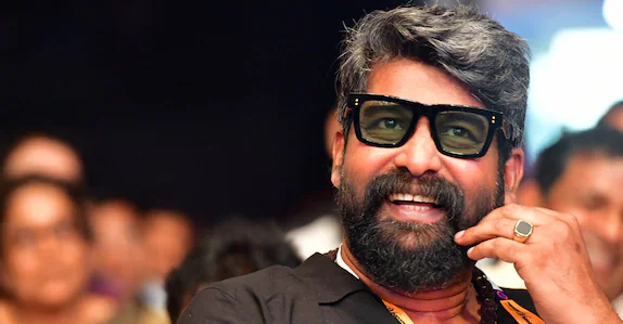 പ്രമുഖ മലയാള നടനും ഭാര്യയും എനിക്കെതിരെ പിആർ വർക്ക് ചെയ്യുന്നു: ഗുരുതര ആരോപണവുമായി ജോജു ജോർജ്