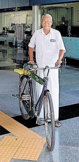 സൈക്കിൾ തിരികെ നൽകിയാൽ ‘പ്രിയപ്പെട്ട കള്ളന്’ 5 ലക്ഷം നൽകാം; മാനസാന്തരപ്പെട്ടാൽ നല്ല ജോലിയും: ബോബി ചെമ്മണൂർ