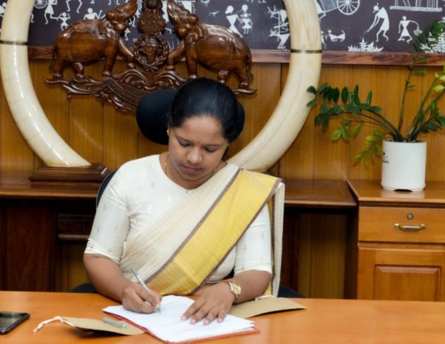 വയനാട്ടിൽ നാളെയും പൊതുഅവധി പ്രഖ്യാപിച്ചിട്ടില്ല; രാവിലെ 7 മണിക്ക് ഔദ്യോഗിക അറിയിപ്പ് ഉണ്ടാകുമെന്ന് ജില്ലാ കലക്ടർ