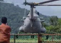 നിലയ്ക്കലിലെത്തി 10 സെക്കൻഡ്, നിലത്തിറക്കാതെ മടങ്ങി; വ്യോമസേനയുടെ ഹെലികോപ്റ്റർ വന്നതെന്തിന്?