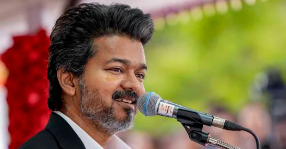 രാഷ്ട്രീയ പാർട്ടികളുടെ സമരങ്ങളിൽ വിദ്യാർഥികൾ പങ്കെടുക്കുന്നതിന് വിലക്ക്; വിവാദ ഉത്തരവ് പിൻവലിച്ച് തമിഴ്നാട്