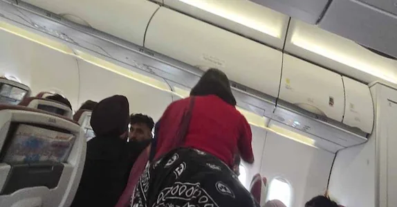 ആകാശച്ചുഴിയല്ല, അപകടകാരണം ലഹരി? പൈലറ്റിന്റെ ഡ്രഗ് ടെസ്റ്റ് പോസിറ്റീവ്; എയർഇന്ത്യ വിമാനം പതിച്ചത് 300 അടി താഴ്ചയിലേക്ക്