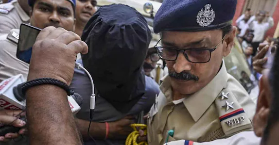 ‘സിജെപി പ്രതിഷേധത്തിൽ നുഴഞ്ഞു കയറ്റം, സുവേന്ദു ടാർജറ്റ്’: തീവ്രവാദബന്ധം സംശയിക്കുന്ന യുവാവ് പിടിയിൽ; കുടുക്കിയത് ഹണിട്രാപ്പ് പരാതി