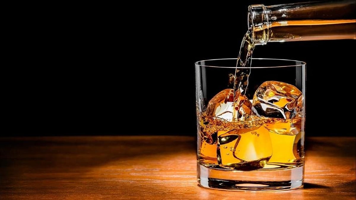 ഓണത്തിന് മദ്യം മാത്രമല്ല; മലയാളി വാരിക്കോരി പണമിറക്കിയതോടെ നേട്ടം കൊയ്ത് മിൽമയും ഹാൻടെക്സും, സപ്ലൈകോയ്ക്കും ബംപർ