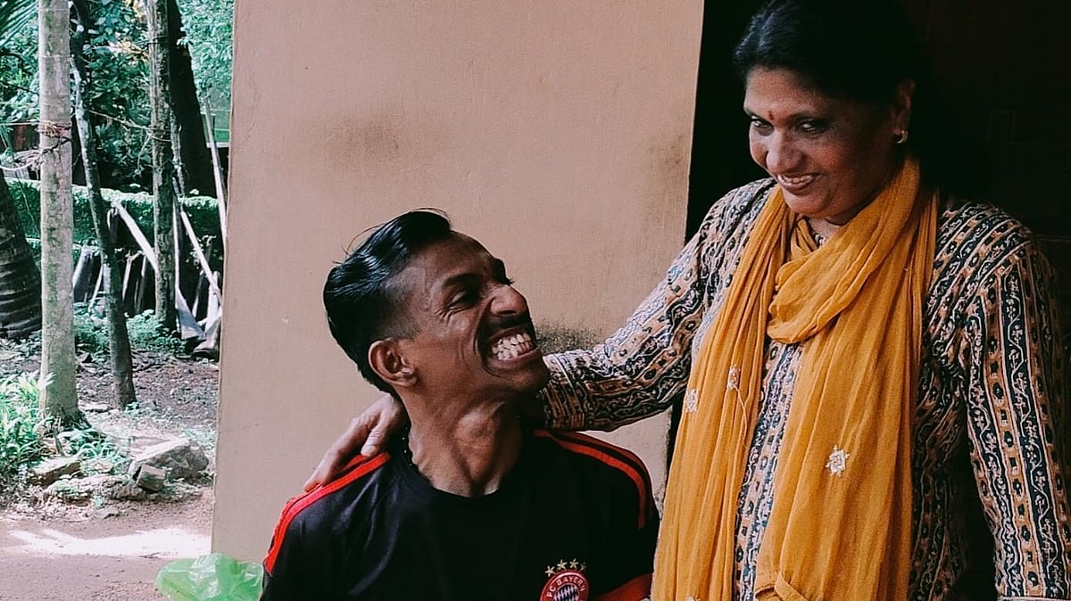 നക്ഷത്രങ്ങളെ തേടി അഖിലിന്റെ ജീവിത യാത്ര: അതിജീവനത്തിന്റെ പ്രചോദനാത്മക കഥ