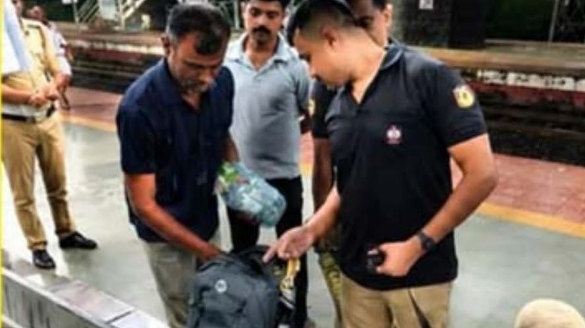 ട്രെയിനിൽ ബോംബ് വെച്ചിട്ടുണ്ടെന്ന് വ്യാജ സന്ദേശം; പൊലീസിനെയും യാത്രക്കാരെയും വട്ടംകറക്കിയ യുവാവ് പിടിയിൽ