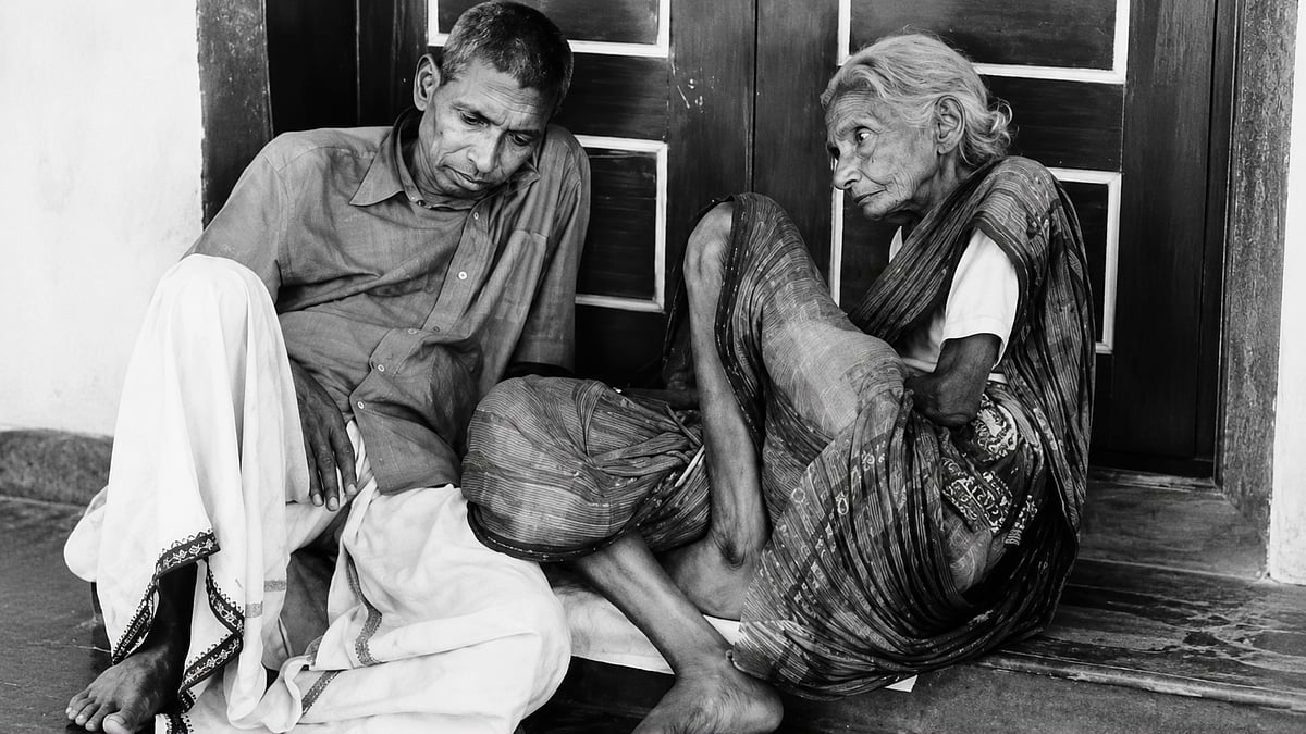 നഗരവീഥികളിൽ പെയ്തിറങ്ങിയ മാതൃത്വം; ഭ്രാന്തെടുത്ത് ഓടിയ മകനു പിന്നാലെ അലഞ്ഞുതീർന്ന ലക്ഷ്മി അമ്മാളുടെ ജീവിതം