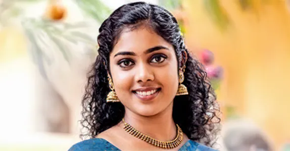 ഹോട്ടലിന് മുകളിൽ നിന്ന് ചാടിയ യുവതി മരിച്ചു; ഒപ്പം താമസിച്ച യുവാവ് പൊലീസ് നിരീക്ഷണത്തിൽ