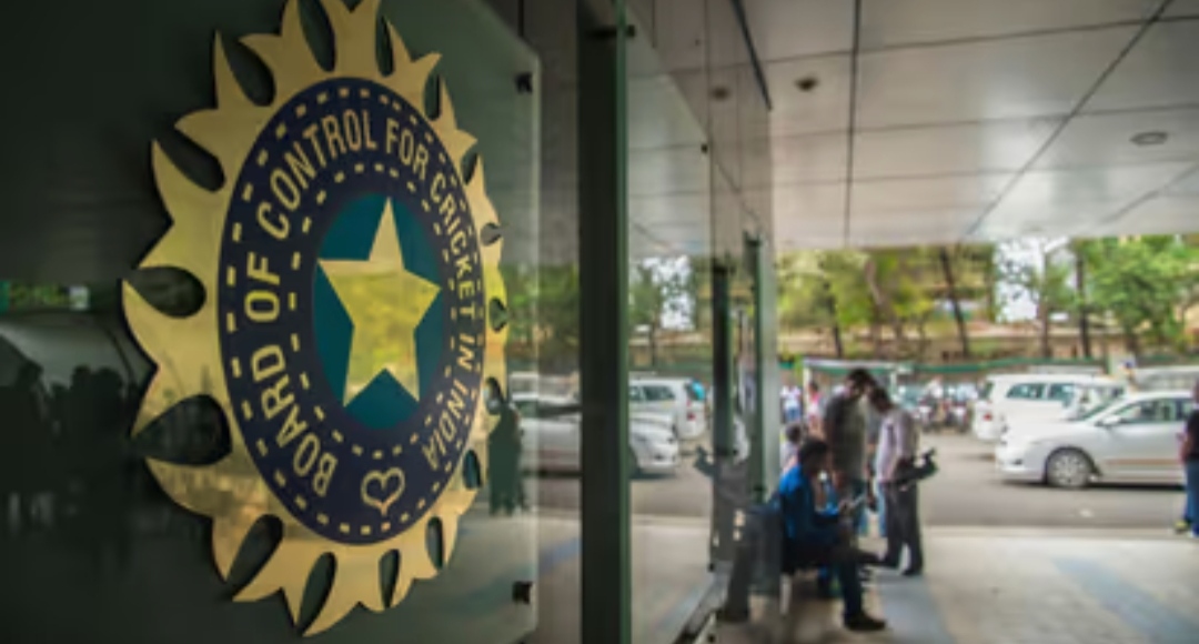 പ്രായത്തട്ടിപ്പ്, ഇന്ത്യൻ അണ്ടർ 19 താരത്തിനെതിരെ കടുത്ത നടപടിയുമായി ബിസിസിഐ; രണ്ട് വർഷ വിലക്ക്