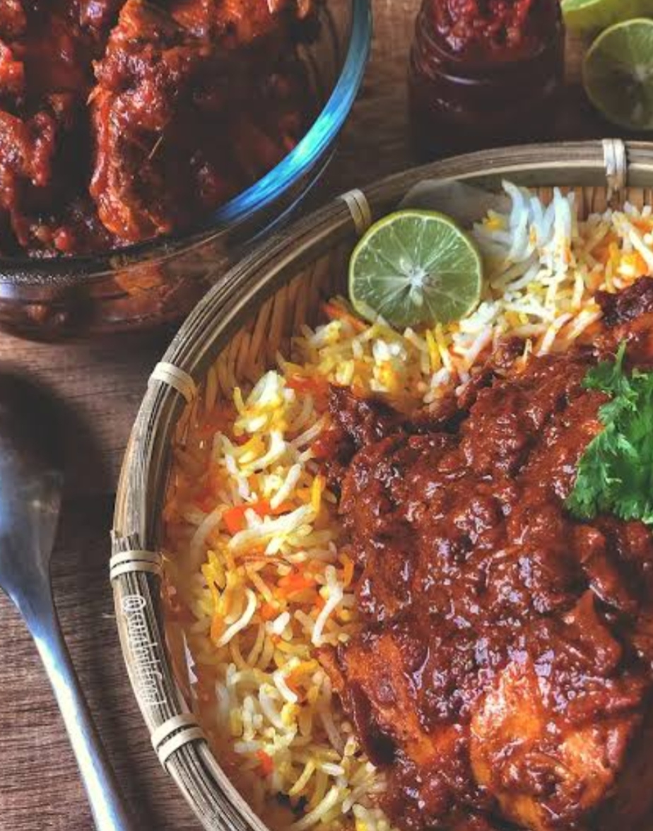 മൂന്നുനേരം വിഭവസമൃദ്ധമായ ഭക്ഷണം വെറും 100 രൂപയ്ക്ക്; അവസാന നിമിഷത്തെ ചതി അറിയാം
