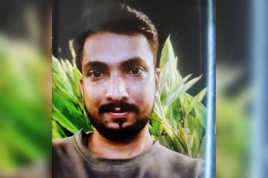 നിർത്തിയിട്ട ലോറിയിൽ ബൈക്കിടിച്ച് യുവാവ് മരിച്ചു; സുഹൃത്തിന് ഗുരുതര പരിക്ക്