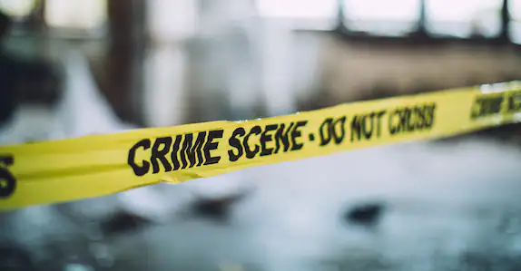 മകളെ കൊലപ്പെടുത്തി മൃതദേഹം ഫ്രിജിൽ; പിതാവ് ജീവനൊടുക്കി, 3 കുറിപ്പുകൾ കണ്ടെത്തി