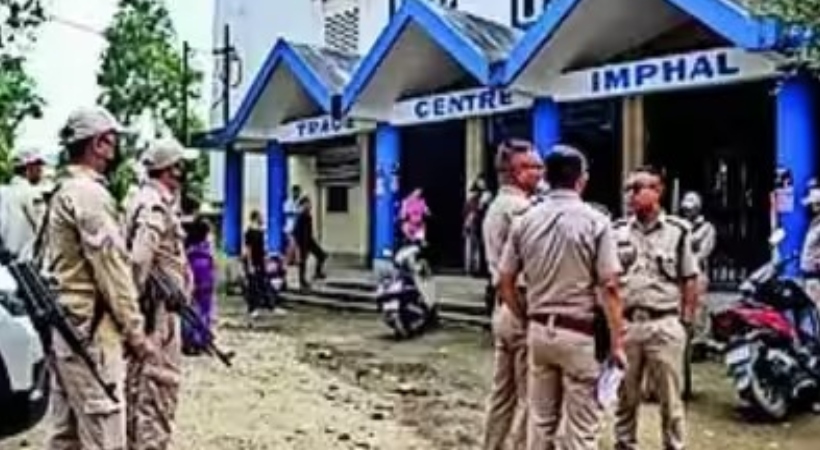 മണിപ്പൂരിൽ രണ്ടിടങ്ങളിൽ ആക്രമണം; ഗർഭിണിയായ സ്ത്രീ ഉൾപ്പടെ 4 പേർ കൊല്ലപ്പെട്ടു