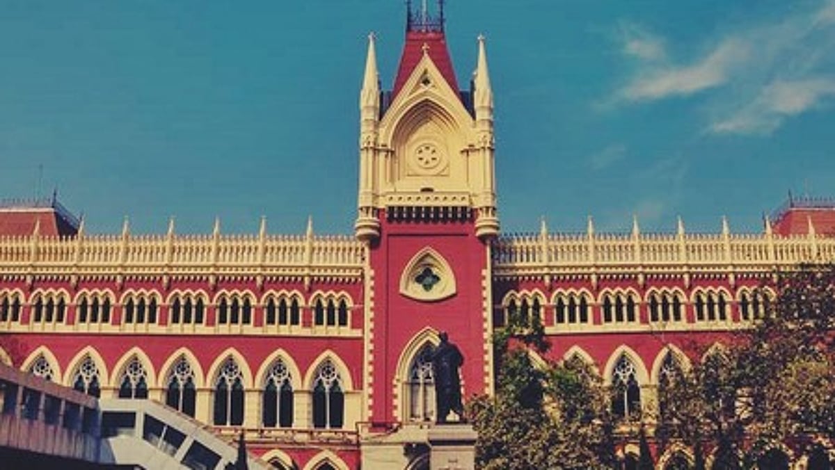 രണ്ട് ഭാര്യമാരുണ്ടെങ്കില്‍ കുടുംബ പെന്‍ഷന്‍ ഇരുവര്‍ക്കും തുല്യമായി നല്‍കണം; ഉത്തരവുമായി ഹൈക്കോടതി