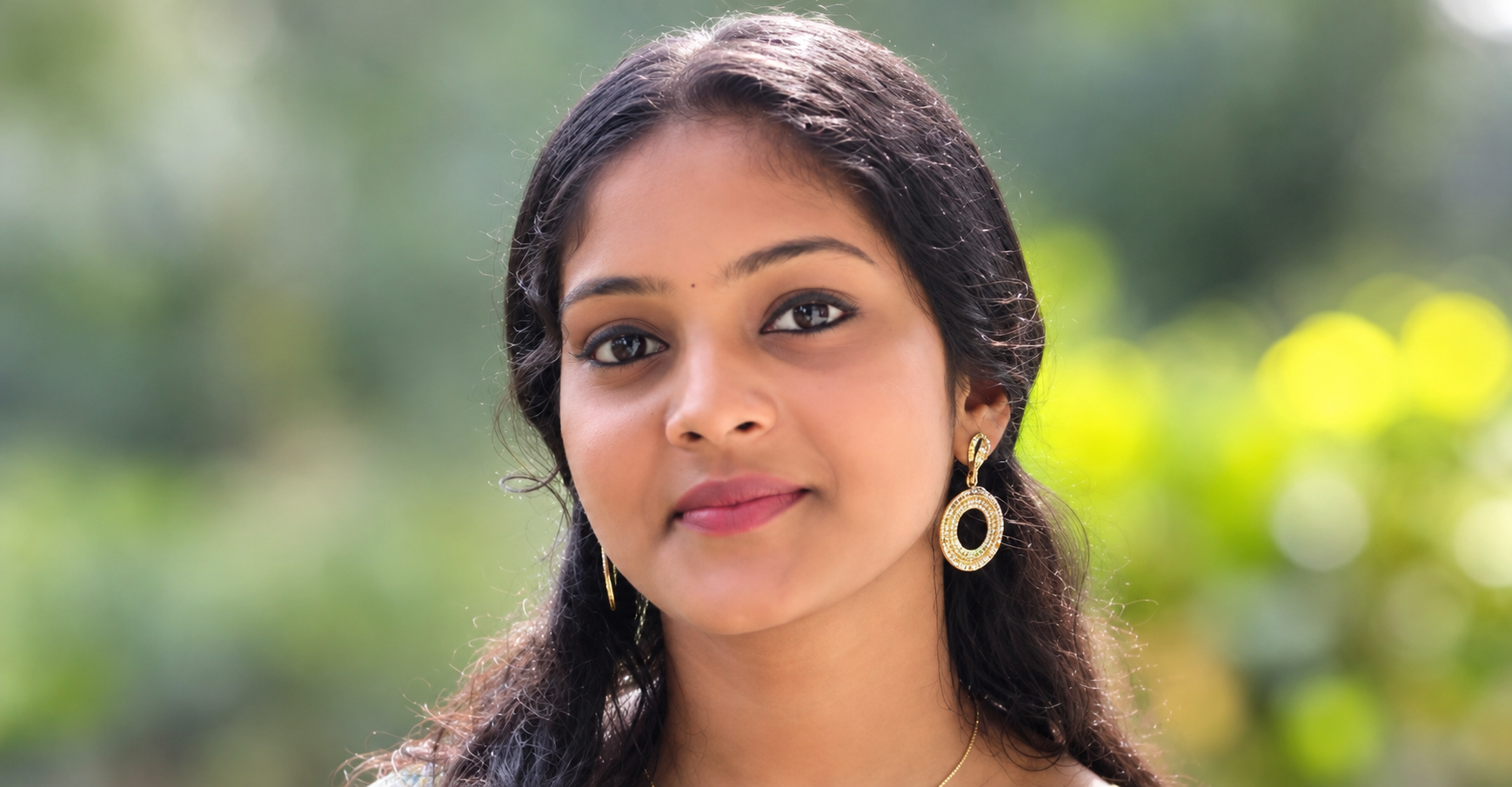 ‘അസഭ്യം പറഞ്ഞ് ഓടി, അങ്ങനെ വിടാൻ പറ്റുമോ?’: തള്ളിയിട്ട് പരുക്കേറ്റിട്ടും അക്രമിയെ ഓടിപ്പിടിച്ചു; വീണയുടേത് സിനിമാസ്റ്റൈൽ ചേസിങ്