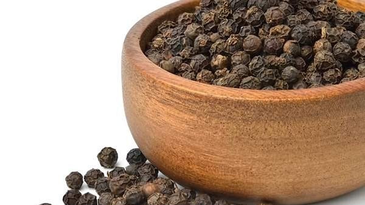 കിലോയ്ക്ക് 750 രൂപ; കുതിച്ച് കുരുമുളക് വില